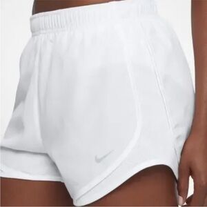 Nike | Running Tempo Shorts Sz Med color white